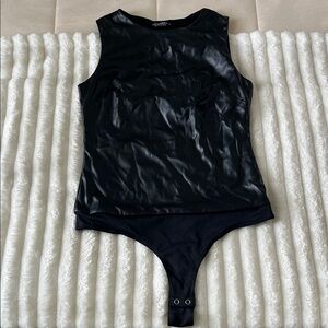 Liz & Sara Black Sleeveless Bodysuit